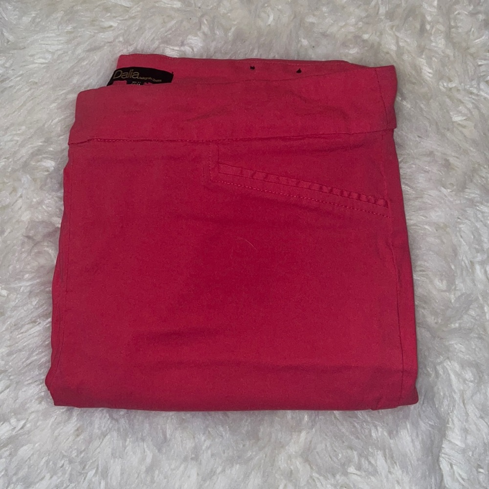 DALIA Capris